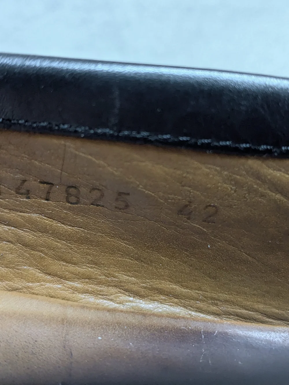 Gucci Black Leather Horsebit Loafers - Designer Embossed Men 9 42 Monogram